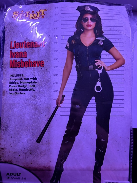 Spirit Other - Women’s cop costume Spirit Halloween